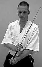 NOTO KAITEN � sword on shoulder.