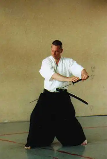 Iaido. Stefan Stenudd, Berlin Lehrgang, 2000. Foto: Frank Weing&auml;rtner.