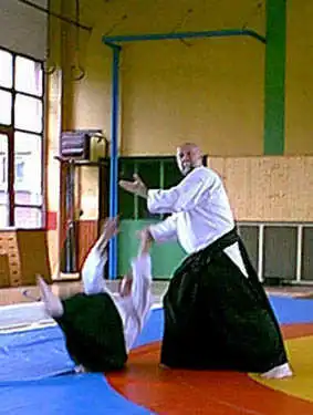 Aikido � Plzen 2000.