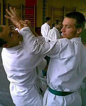 Aikido � Plzen 2000.