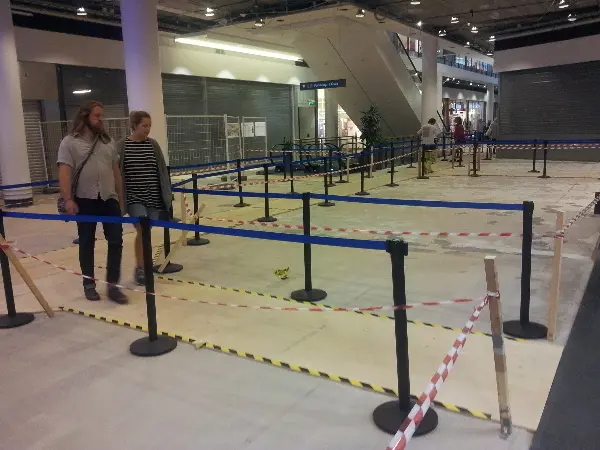 Entr�, Malm�. The decay of a shopping mall. Photo by Stefan Stenudd.