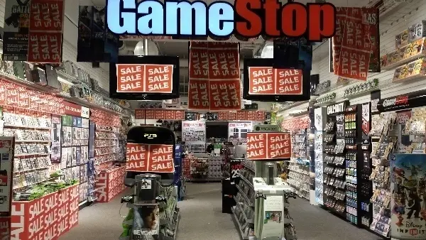 Entr�, Malm�. The decay of a shopping mall. Photo by Stefan Stenudd.