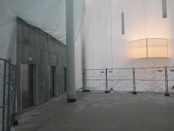 Entr�, Malm�. The decay of a shopping mall. Photo by Stefan Stenudd.