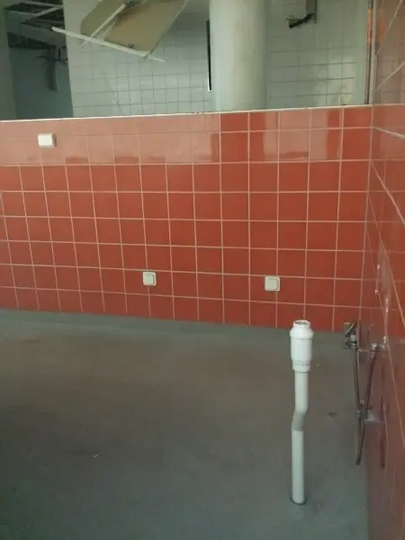 Entr�, Malm�. The decay of a shopping mall. Photo by Stefan Stenudd.