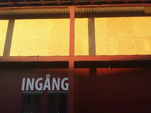 Entr�, Malm�. The decay of a shopping mall. Photo by Stefan Stenudd.