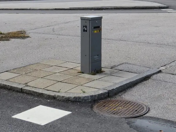 Malm� Closeup at Midsummer. Photo by Stefan Stenudd.