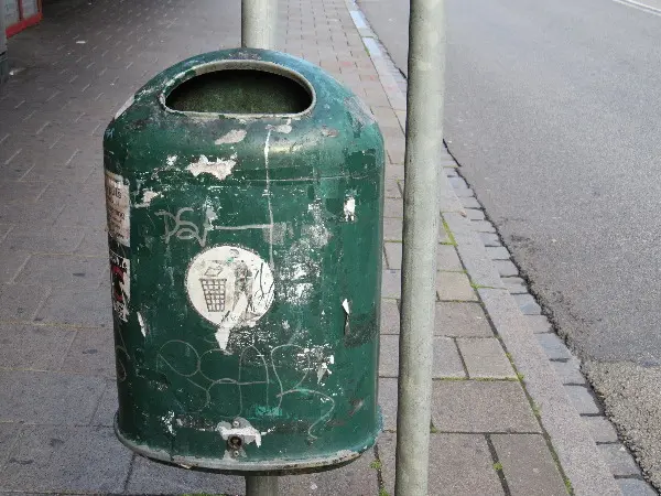 Malm� Closeup at Midsummer. Photo by Stefan Stenudd.