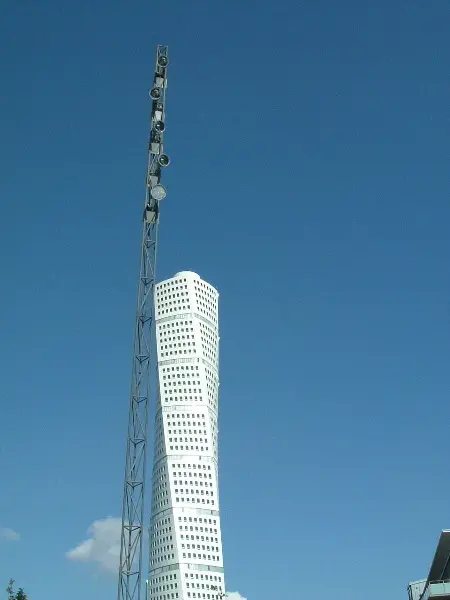Turning Torso in Malm�, Sweden. Photo by Stefan Stenudd.