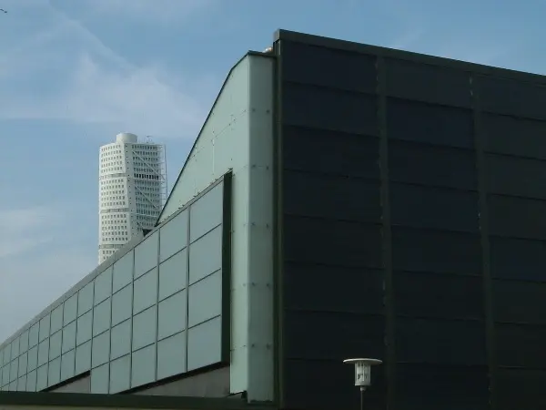 Turning Torso in Malm�, Sweden. Photo by Stefan Stenudd.