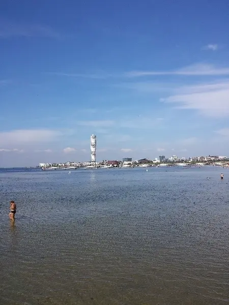 Turning Torso in Malm�, Sweden. Photo by Stefan Stenudd.